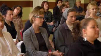 Konferencja OPS "Pomagaj świadomie"