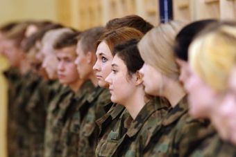 Ślubowanie młodych mundurowych