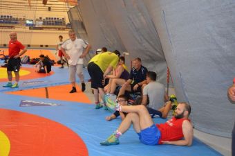 Zapaśnicy trenują w ZSOMS