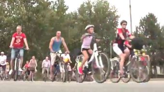 250 cyklistów na starcie