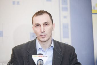 Nadzwyczajna konferencja