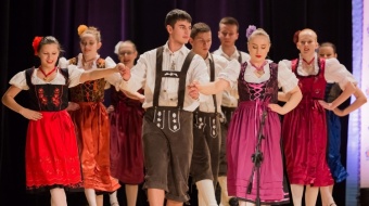 Wielkie widowisko i szczytny cel