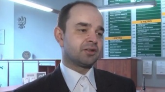 Komisja poszukuje urzędników