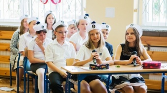 Ostatni dzwonek w miejskiej oświacie