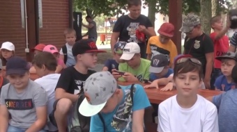 Lato z klimatem w tle