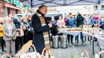Śniadanie wielkanocne na Rynku