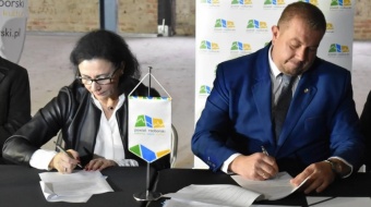 Podpisanie umów na zamek