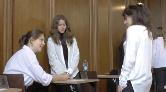 Matury 2025 - życzymy połamania piór