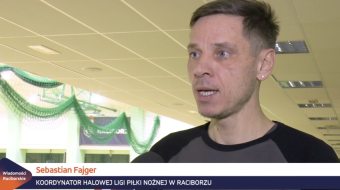 Piłkarskie zmagania w hali