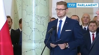 Awans na wyższy szczebel