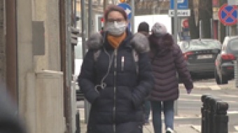 Obostrzenia zostaną na dłużej